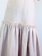 Load image into Gallery viewer, RAW DAISY LINEN DRESS - CLASSICS