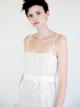 Load image into Gallery viewer, LONG SEQUIN DRESS WITH FLOWERS