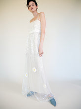 Load image into Gallery viewer, LONG SEQUIN DRESS WITH FLOWERS
