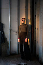 Load image into Gallery viewer, Cashmere Turtle Neck