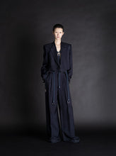 Load image into Gallery viewer, CROPPED JACKET WITH GARTERS NAVY