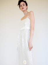 Load image into Gallery viewer, LONG SEQUIN DRESS WITH FLOWERS
