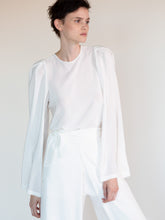 Load image into Gallery viewer, SILK DALIA TUNIC WITH PLEATED SLEEVES - CLASSICS