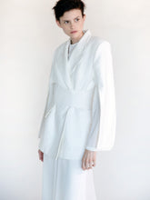 Load image into Gallery viewer, DOUBLE FACED LINEN TAILORED JACKET WITH CUT-OUT SLEEVES